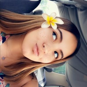 Meet your Posher, Angelica